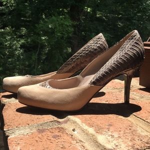 Donald J. Pliner heeled shoes